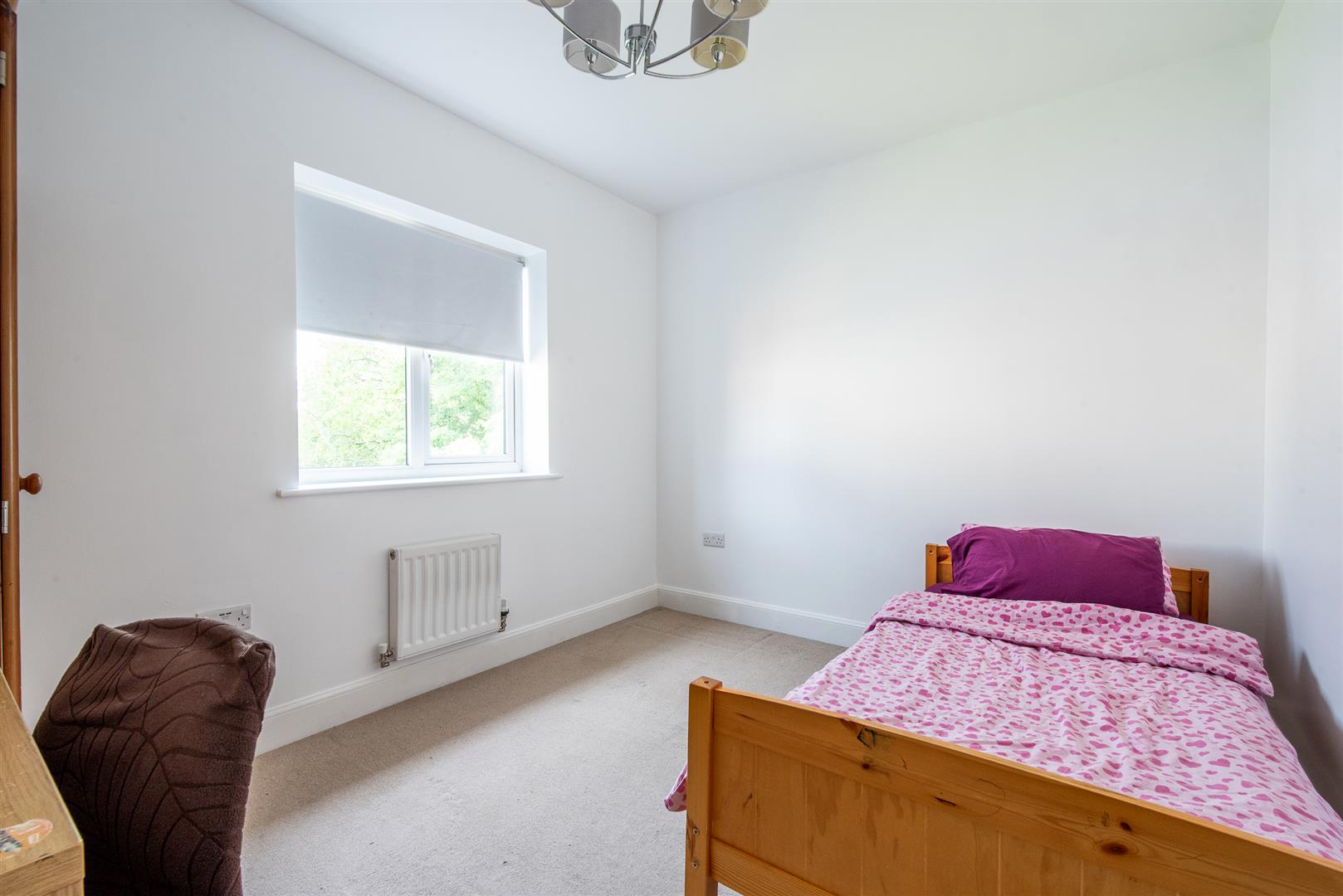 Oak Leaf Drive, Preston